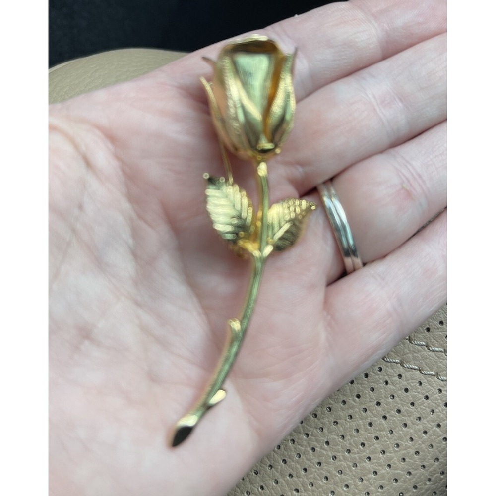 Giovanni Rose Brooch Pin Gold Tone Flower Vintage Costume Jewelry Signed